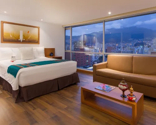 Zen Hotel Hotels near Guapulo Park