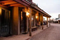 Tombstone Monument Guest Ranch