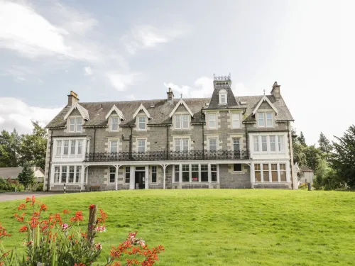 10 Monarch Country Apartments Hotels in Newtonmore