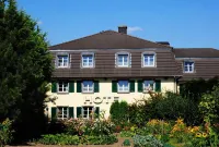 Hotel Pontivy Отели в г. Весселинг