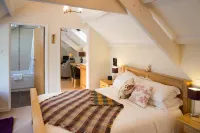 Penbontbren Luxury Bed and Breakfast - 5-Star