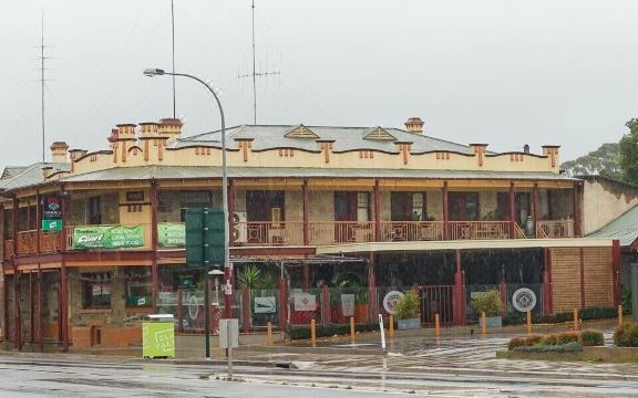 벤틀리의 호텔 객실 내부