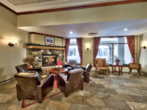 Sun Peaks Lodge Hotels in Sun Peaks