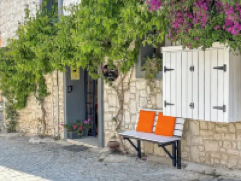 1870's Taş Konak Otel Üç Oda Hotels in Urla