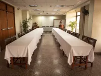 Hotel Ferrua Hoteles cerca de Parque de la Reserva