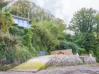 Junket Cottage Hotels in Newton and Noss