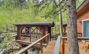 Cabin on Clear Creek A Hobbits Retreat!