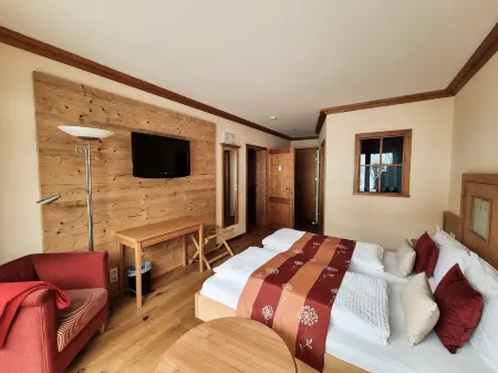 Landhaus Talblick- Boutique B&B-Pension-Gästehaus Отели в г. Флох-Зелигенталь