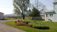 Shenandoah Valley Farm House near BR pkway & Skyline , UVA, Staunton, wineries Hotels near Sherando Lake Group Camp