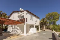 Laranca Oneiro Seaside Villa Hotels in 