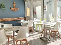 Hotel le Majestic Canet Plage Ξενοδοχεία στην πόλη Canet-en-Roussillon