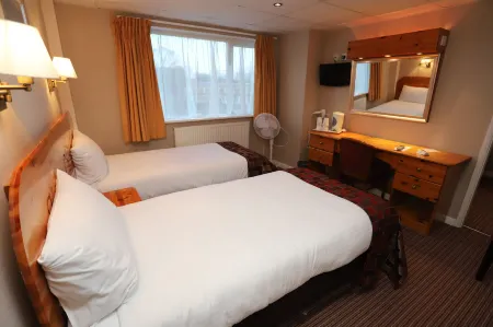 King Charles Hotel
