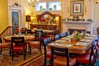 Big Yellow Inn Hotels in Cedar City