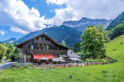 Guest House du Grand Paradis - on Piste Các khách sạn ở Champery