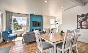 Exquisite Discovery Mtn Home w/ Sweeping Views!