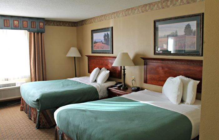 Horse Creek Inn