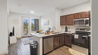 Charming 1-bd apartment in Frisco with Fitness Room, Work Space & Swimming Pool