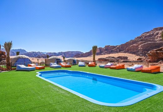 팔메라 캠프 와디 룸 수영장