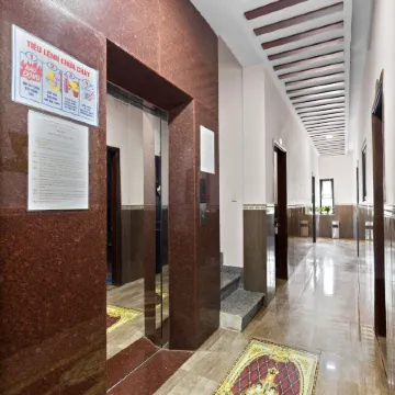Moc Nhien Hotel Da Nang Отели рядом с достопримечательностью «Пляж Nam O»