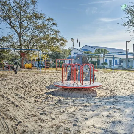 Walk to Ocean: Surfside Beach Home w/ Pool Access