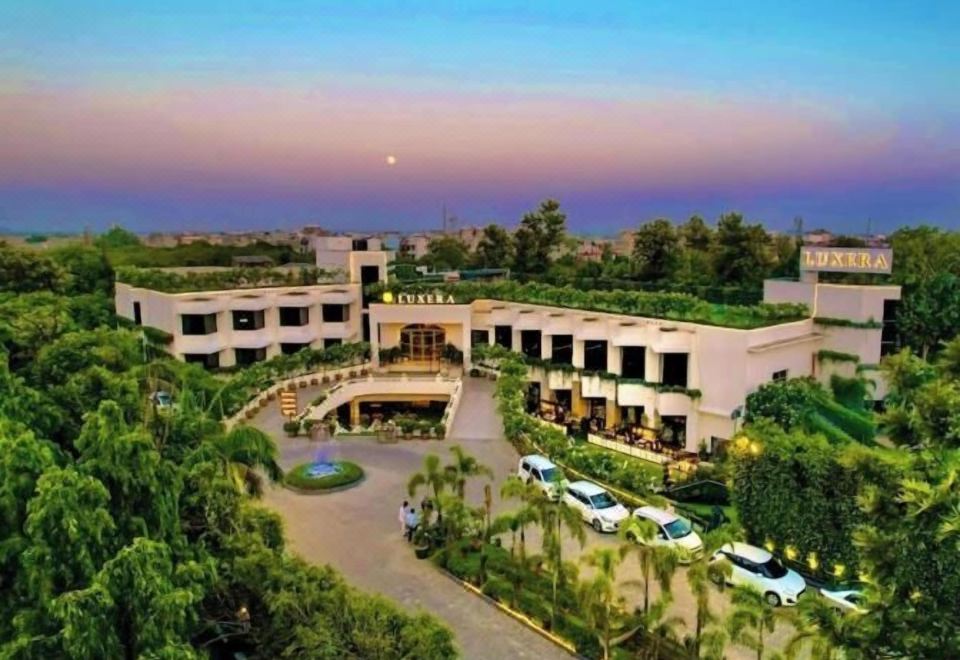 hotel overview picture