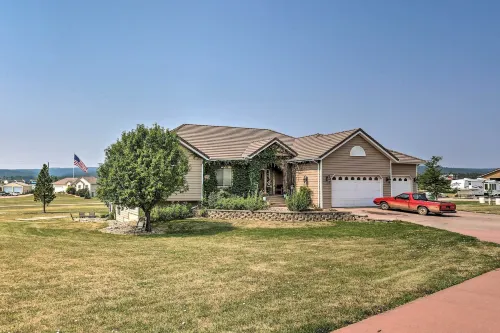 Black Hawk Lower-Level Unit with Game Area! Hotels in Southwest Meade