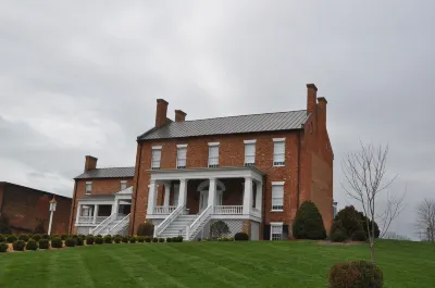 General Morgan Inn Hotels in Greene County