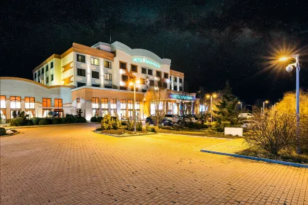 Hotel Savannah Отели в г. Satov