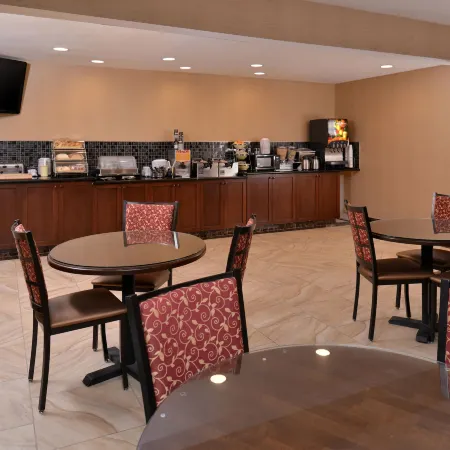 Best Western Woodland Inn