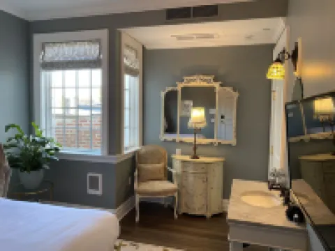 The Dutchess Inn and Spa at Beacon Hotels in Beacon