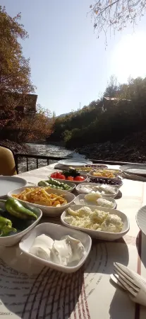 Kapuzbaşı Baştürk Tesisi