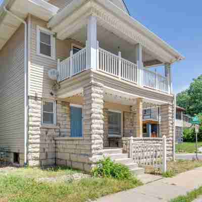 Modern 2BR Kansas City Condo Near Downtown Hotel Exterior