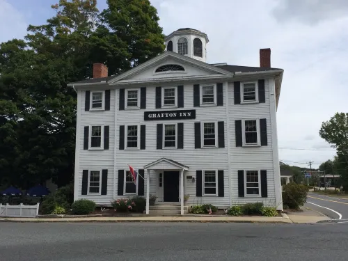 Hunters Grille and Tap at the Grafton Inn Hotels in Sutton