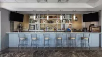 Holiday Inn Club Vacations AT ORANGE LAKE RESORT by IHG - bar