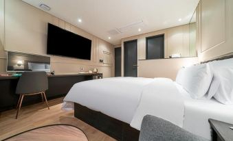 Incheon Nonhyeon Sorae Port Brown Dot Hotel