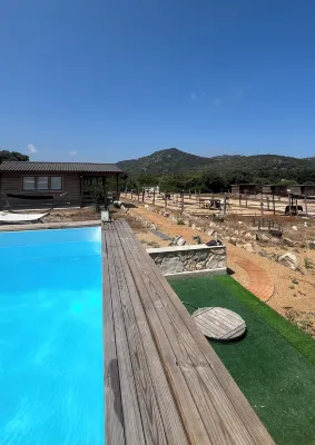 Les Chalets de Tesa Hotels in Occhiatana