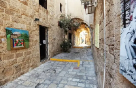 Deluxe 2BR Apt w Pool in Historical Jaffa