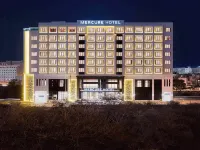 Mercure Muscat Hotels near جامع الإمام الخليل بن شاذان بمرتفعات الخوير