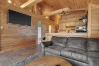 3 Bedroom Okauchee Lake