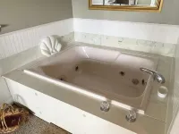 Dickey House, Carriage Suite