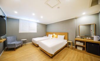 Pohang E&A Hotel