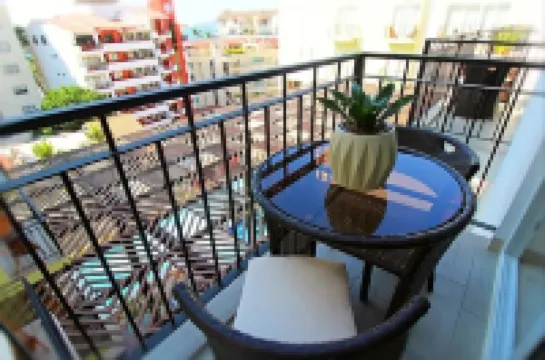 LIFE BUCERIAS 510, Studio just one block on the beach in Golden zone