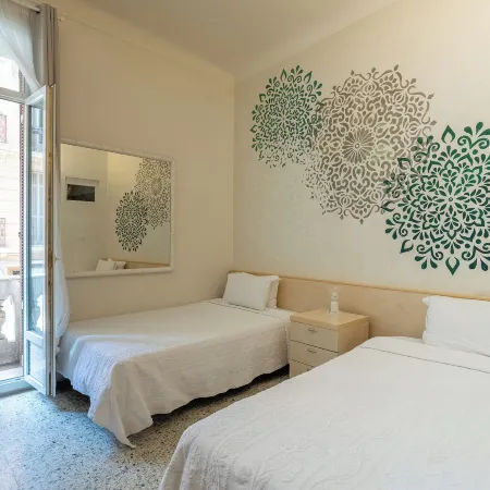 Azur Hotel