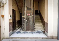 Onlyrooms V - Sea View & Train Station Hotel a 