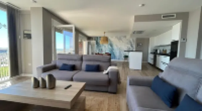 Modern and Spacious Apartment in Algeciras | Bay Views | Near the Port