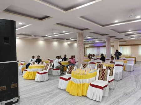 Rekha International Guest House Rajgir Отели в г. Раджгир