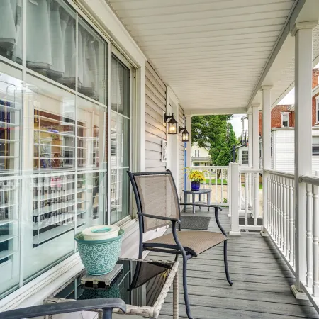 Quaint Mt Vernon Cottage Near Historic Dtwn!