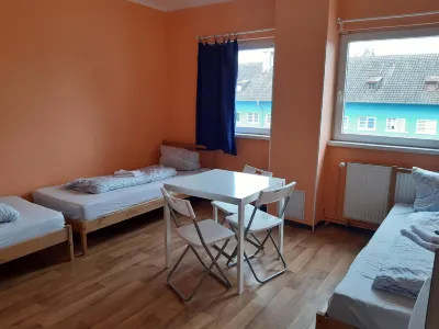 2-Rent Group Hostel Rooms&Apartments Tub19A Hotels in 