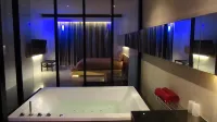 Hotel Sirimantra Hotels in Khlong Sam