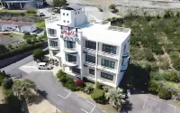 Hera Castle Pension Отели рядом с достопримечательностью «Живой музей»